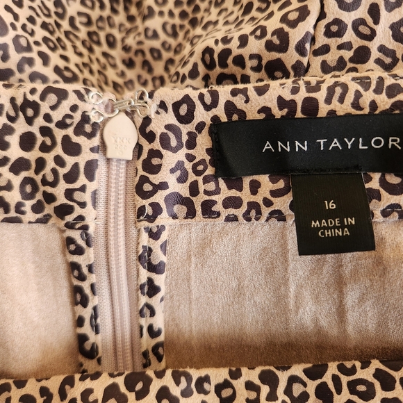Animal Print Lightly Pleated Ann Taylor Midi Skirt - Picture 9 of 9